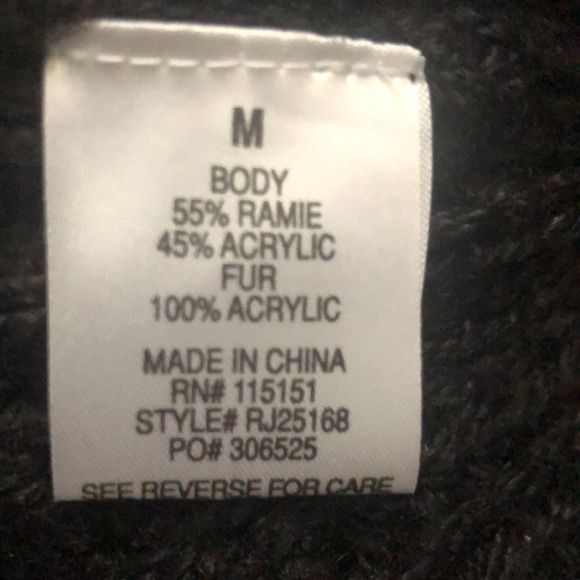 NWT ROMEO & JULIET COUTURE sweater jacket - Picture 5 of 5